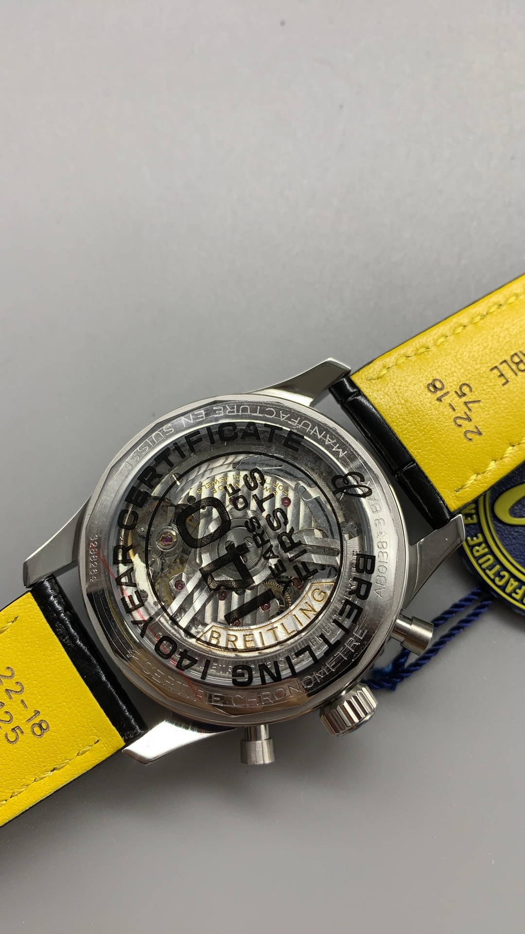 Replica Breitling Navitimer Men Alligator Black 43 mm AB0138211B1P1 - Image 2