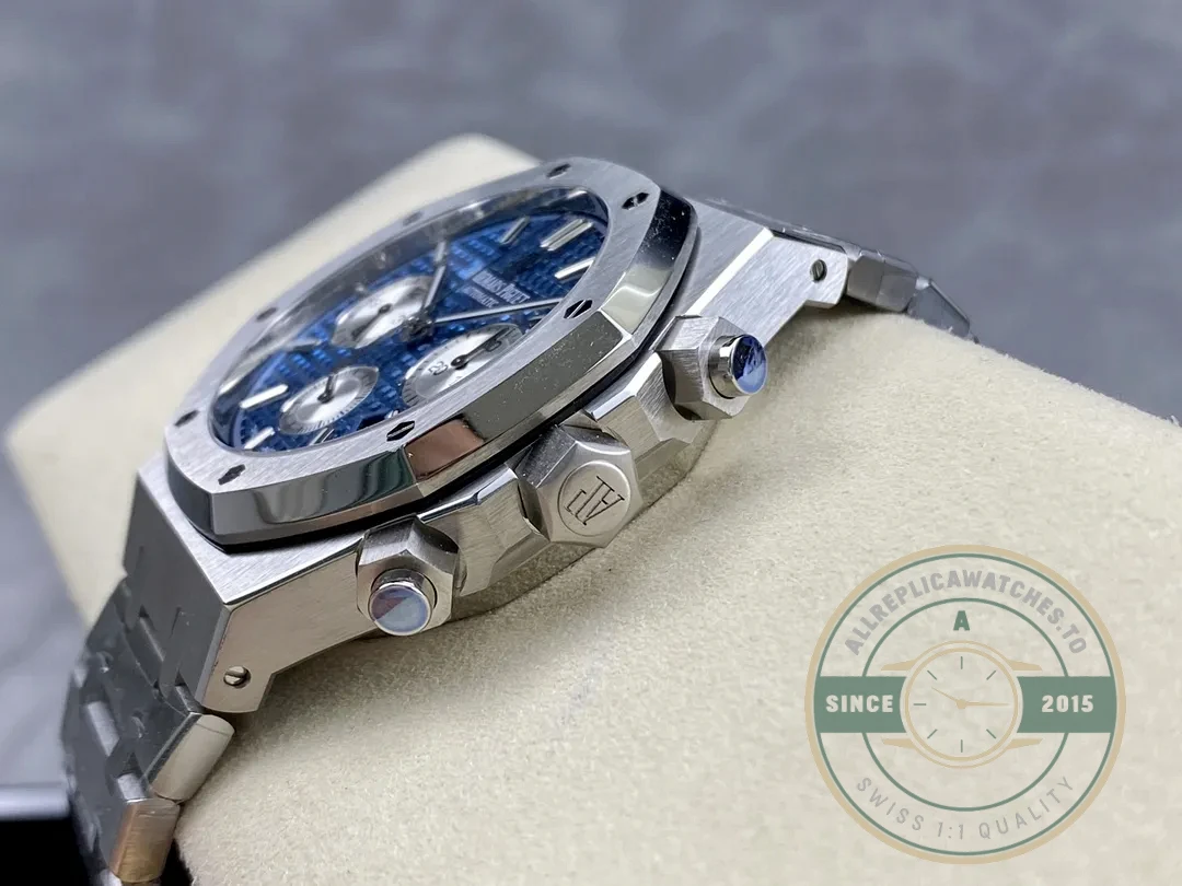 Replica Audemars Piguet Royal Oak Blue, 41 mm Ref. 26331ST.OO.1220ST.01 - Budget Luxury Replica Watch