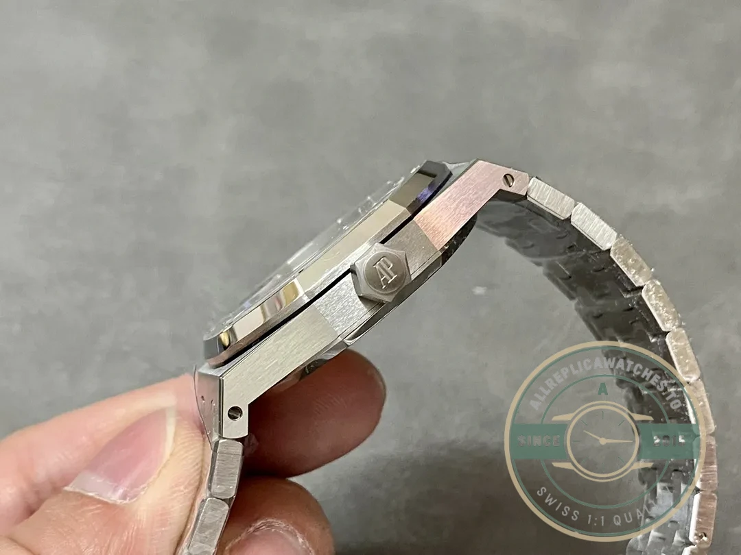 Superclone Audemars Piguet Royal Oak White Dial 15450ST 37mm - Factory Super Clone Watch