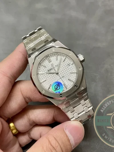 Superclone Audemars Piguet Royal Oak White Dial 15450ST 37mm - Swiss Movement Replica Watch
