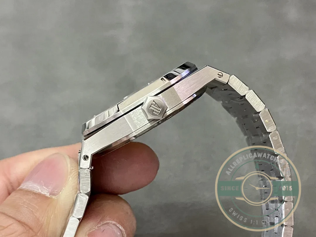 Superclone Audemars Piguet Royal Oak Grey Dial 15450ST 37mm - Best Quality Replica Watch