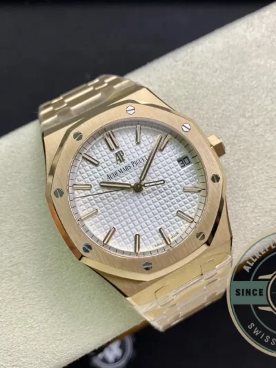 Replica Audemars Piguet Royal Oak White Dial 15500OR - Swiss Movement Replica Watch