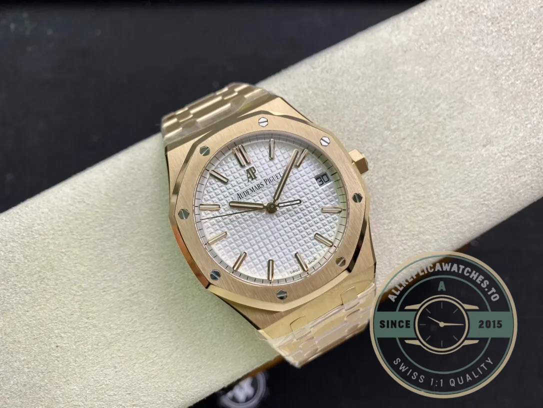 Replica Audemars Piguet Royal Oak White Dial 15500OR - Swiss Movement Replica Watch