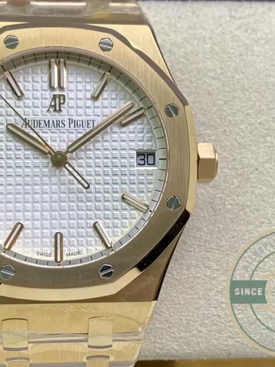 Replica Audemars Piguet Royal Oak White Dial 15500OR - Affordable Super Clone Watch