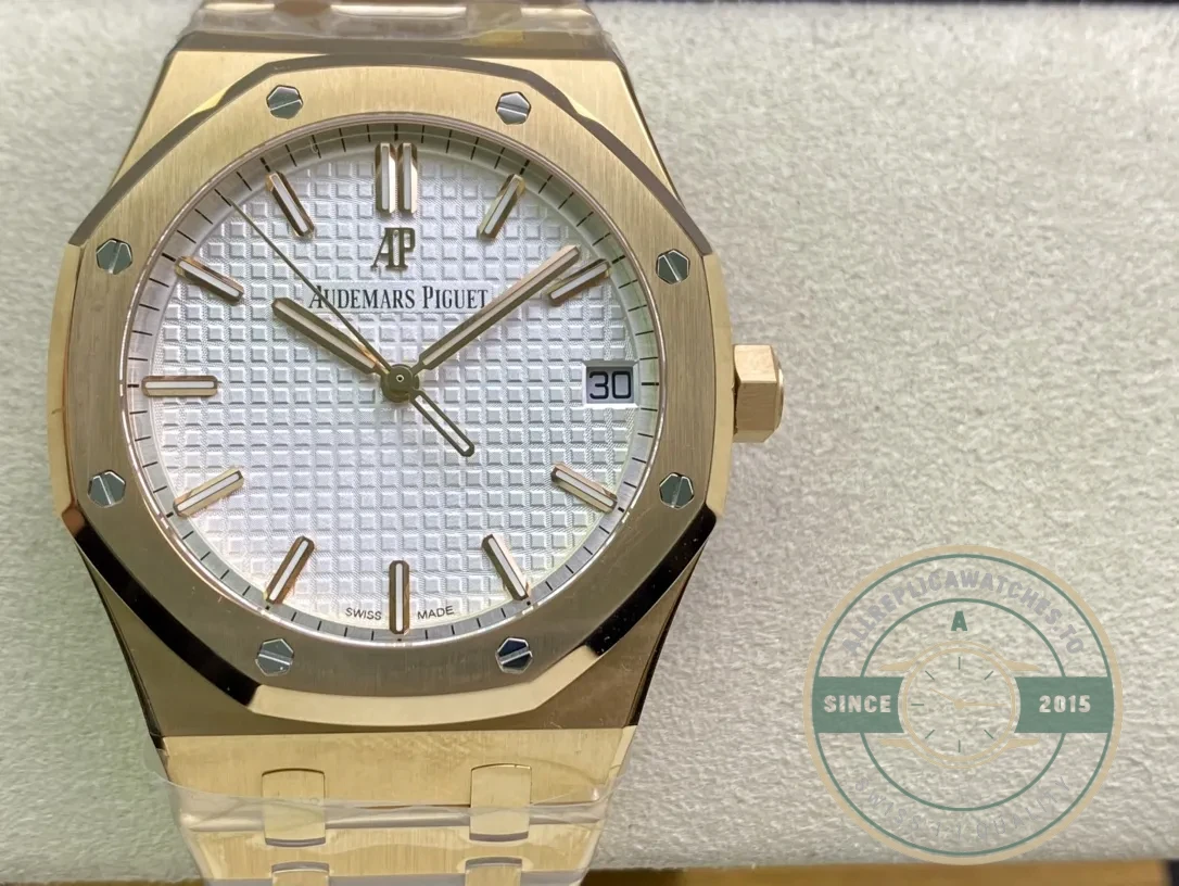 Replica Audemars Piguet Royal Oak White Dial 15500OR - Affordable Super Clone Watch