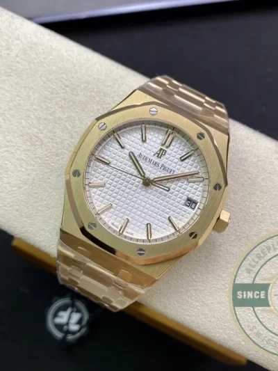 Replica Audemars Piguet Royal Oak White Dial 15500OR - Luxury Replica Watch