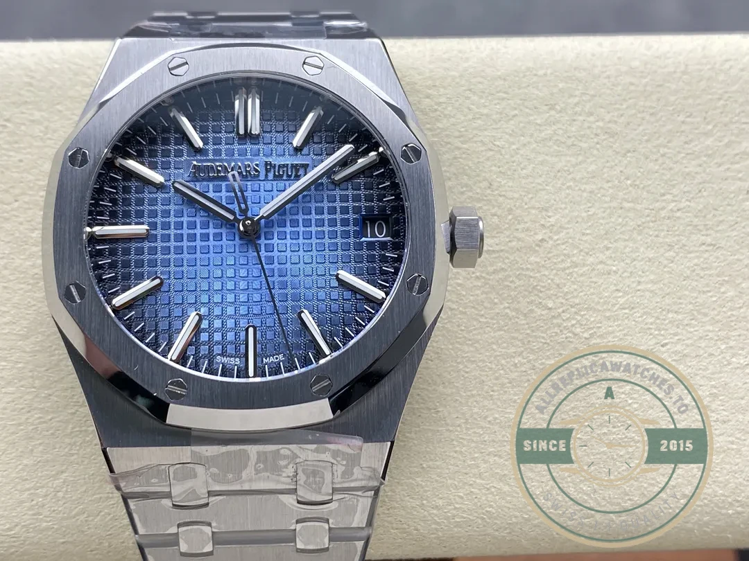 Replica Audemars Piguet Royal Oak Blue, 41 mm Ref. 15500ST.OO.1220ST.01 - Swiss Movement Replica Watch