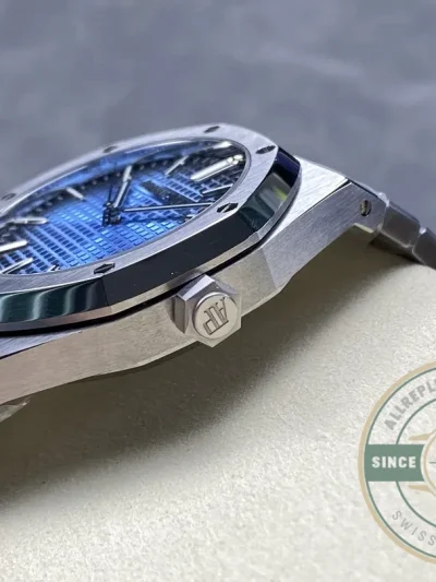 Replica Audemars Piguet Royal Oak Blue, 41 mm Ref. 15500ST.OO.1220ST.01 - Swiss Movement Replica Watch