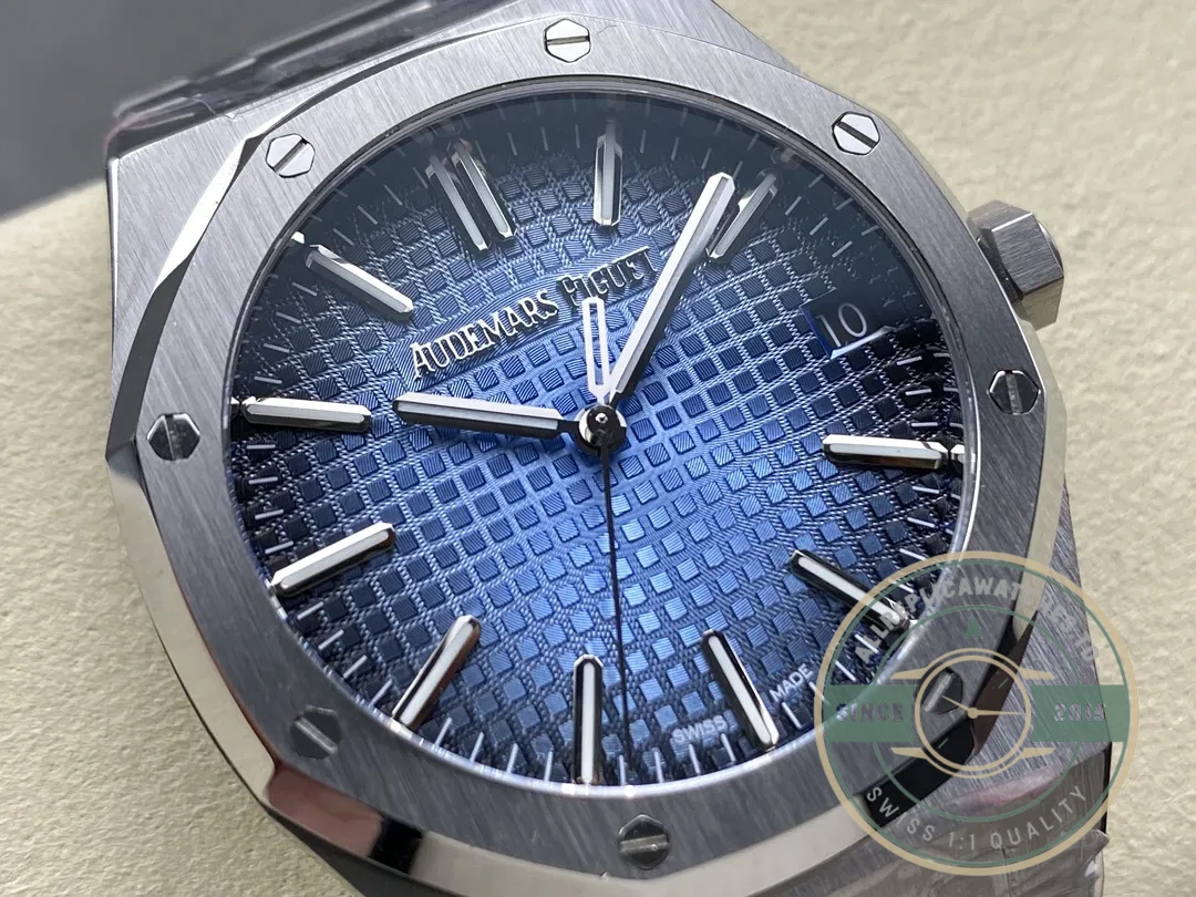 Replica Audemars Piguet Royal Oak Blue, 41 mm Ref. 15500ST.OO.1220ST.01 - High-Grade Replica Watch