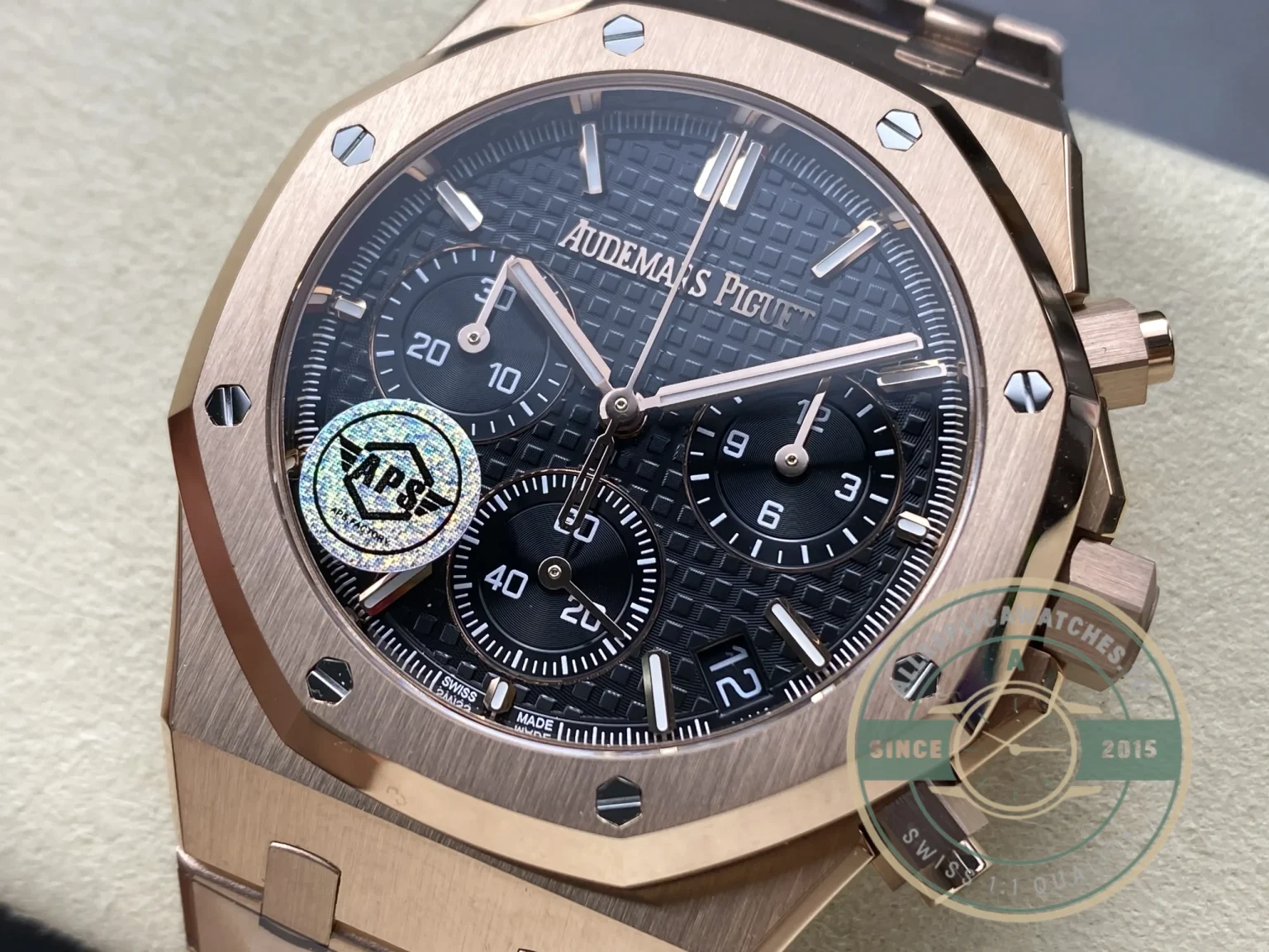 Replica Audemars Piguet Royal Oak Black Dial 26240OR.OO.1320OR.06 - High-Grade Replica Watch