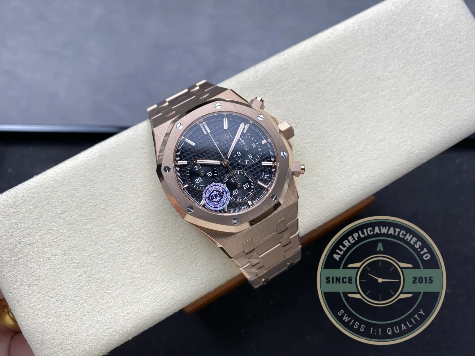 Replica Audemars Piguet Royal Oak Black Dial 26240OR.OO.1320OR.06 - Best Quality Replica Watch