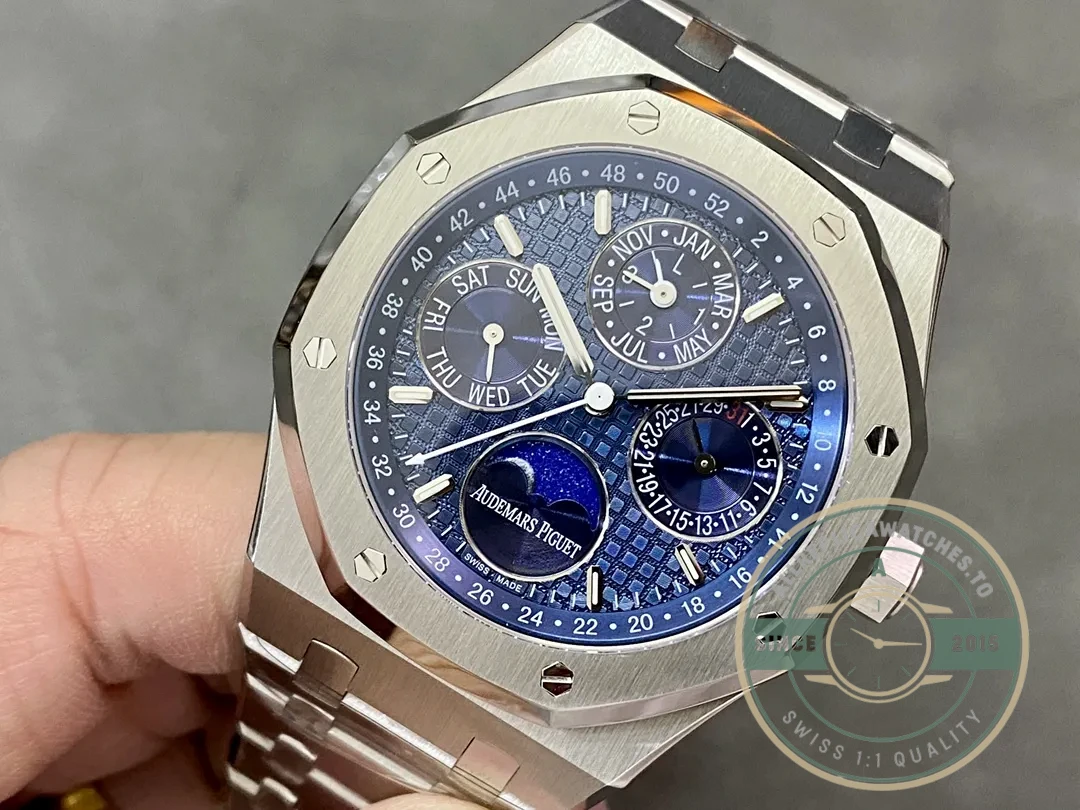 Superclone Audemars Piguet Royal Oak 26574ST.OO.1220ST.03 - Luxury Replica Watch