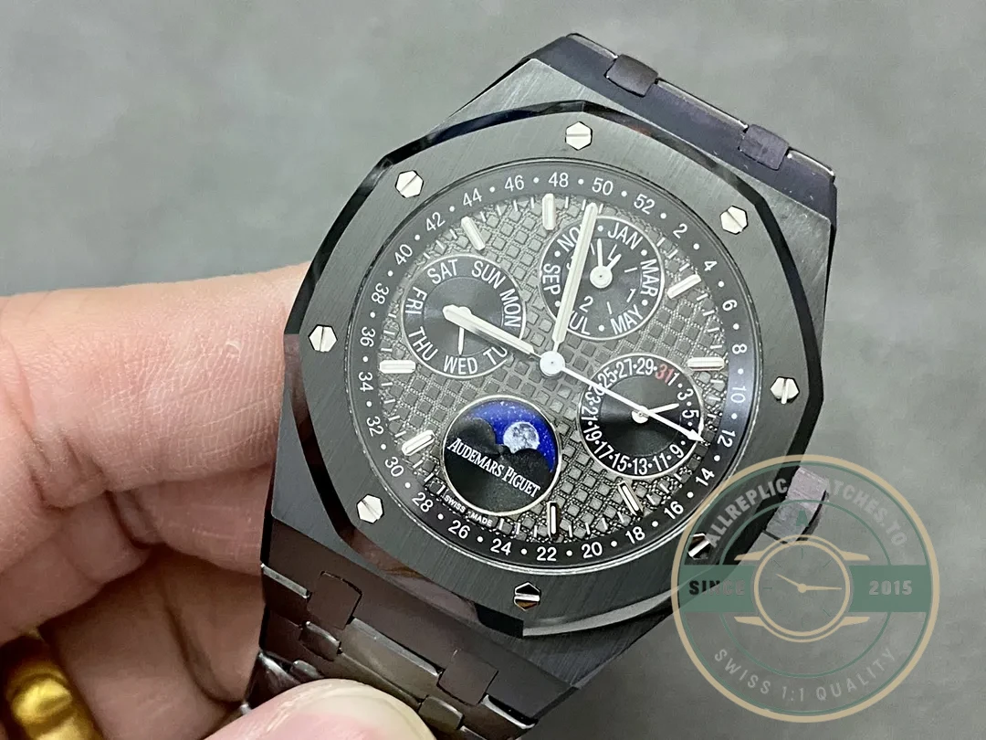 Superclone Audemars Piguet Royal Oak Series 26579CE.OO.1225CE.01 - High-Grade Replica Watch