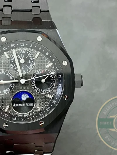Superclone Audemars Piguet Royal Oak Series 26579CE.OO.1225CE.01 - Swiss Movement Replica Watch