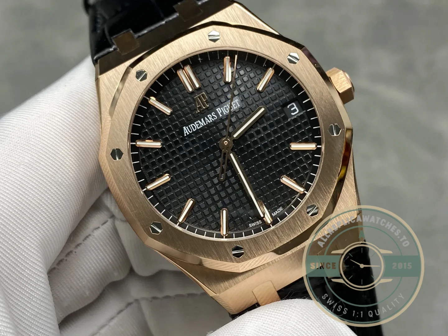 Replica Audemars Piguet Royal Oak Leather Strap 15500OR - Swiss Movement Replica Watch
