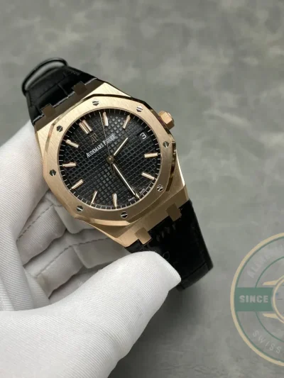 Replica Audemars Piguet Royal Oak Leather Strap 15500OR - Swiss-Made Clone Watch