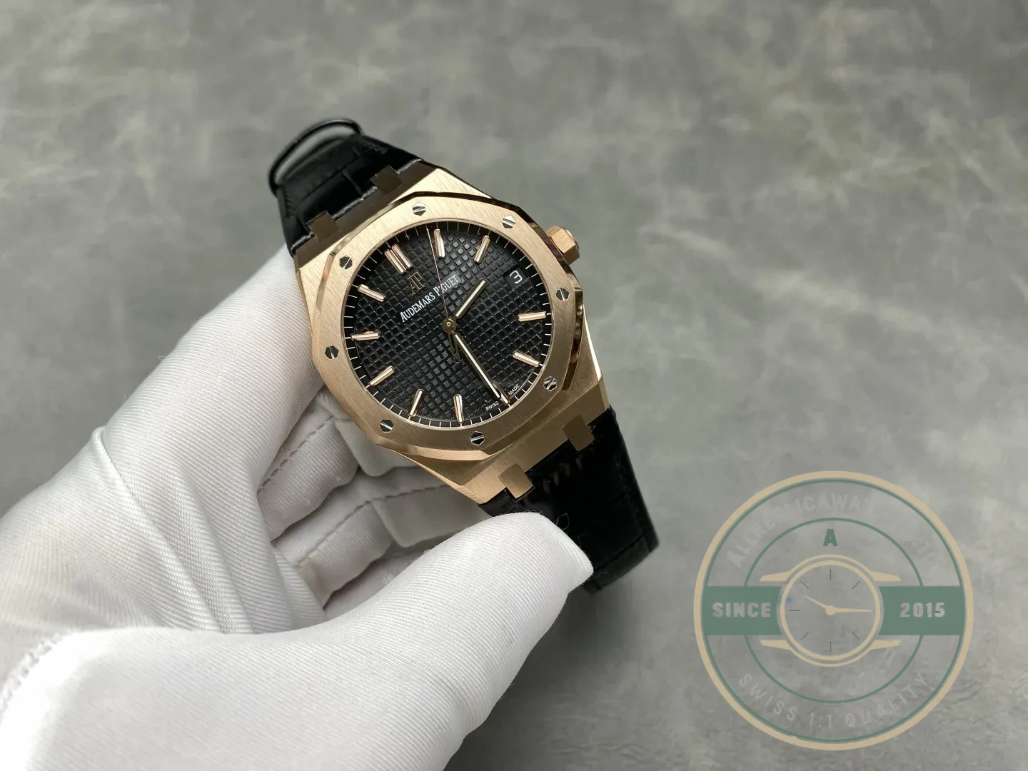 Replica Audemars Piguet Royal Oak Leather Strap 15500OR - Swiss-Made Clone Watch
