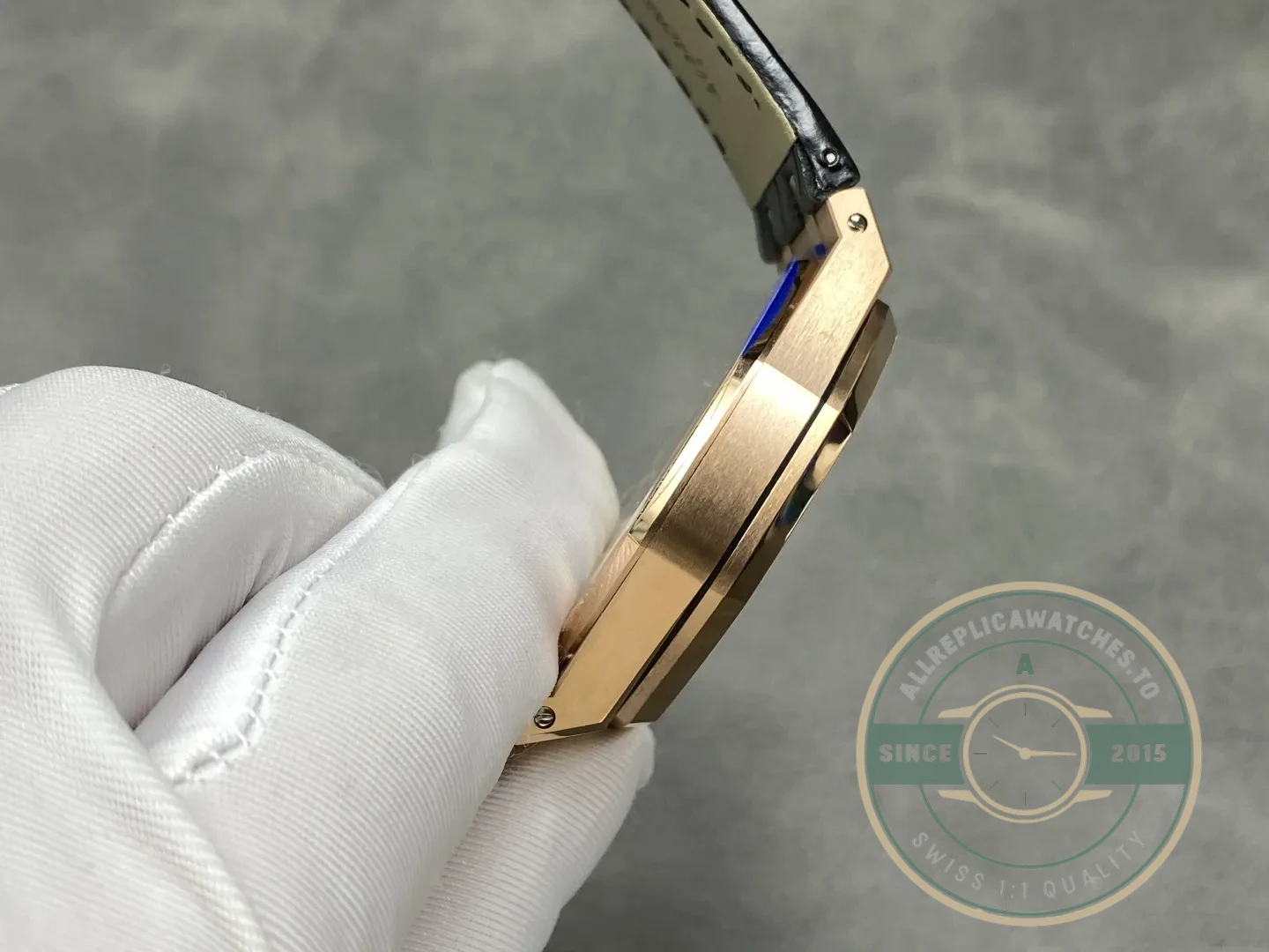 Replica Audemars Piguet Royal Oak Leather Strap 15500OR - Affordable Luxury Replica Timepiece