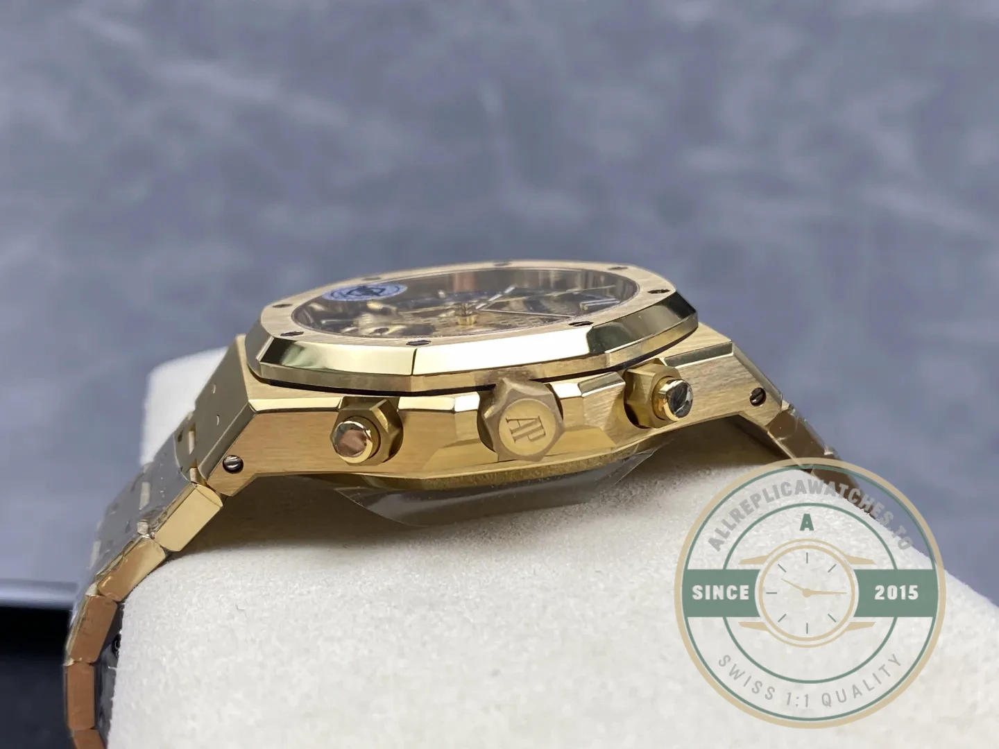 Superclone Audemars Piguet Royal Oak series 26240BA.OO.1320BA.02 - Swiss Movement Replica Watch