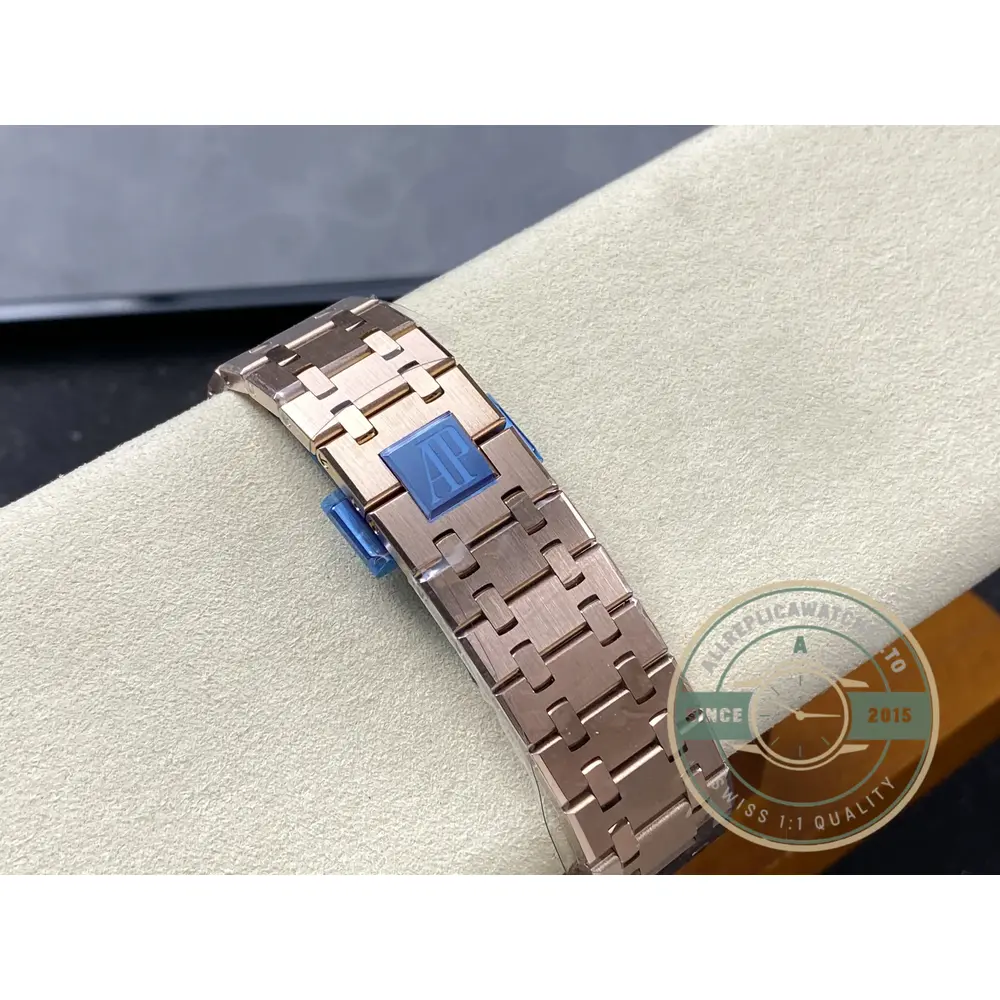 Replica Audemars Piguet Royal Oak White Dial 26240OR.OO.1320OR.07 - Best Quality Replica Watch