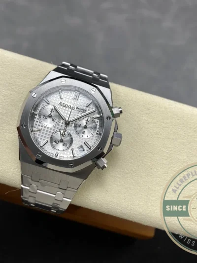 Replica Audemars Piguet Royal Oak White Dial 26240ST.OO.1320ST.07 - Affordable Luxury Replica Timepiece
