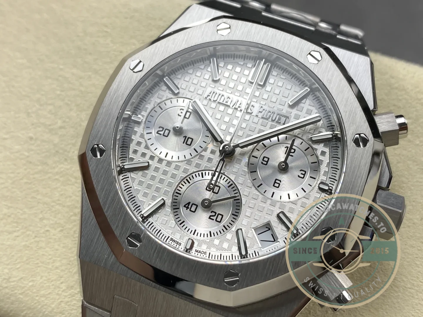 Replica Audemars Piguet Royal Oak White Dial 26240ST.OO.1320ST.07 - Affordable Super Clone Watch