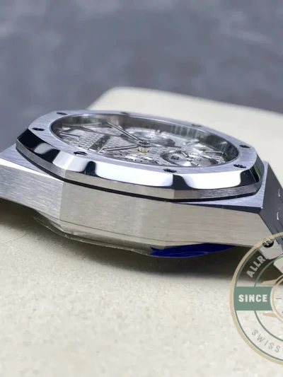 Replica Audemars Piguet Royal Oak White Dial 26240ST.OO.1320ST.07 - Top-Tier Swiss Replica Watch