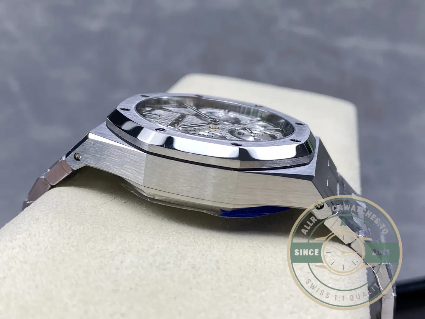 Replica Audemars Piguet Royal Oak White Dial 26240ST.OO.1320ST.07 - Top-Tier Swiss Replica Watch