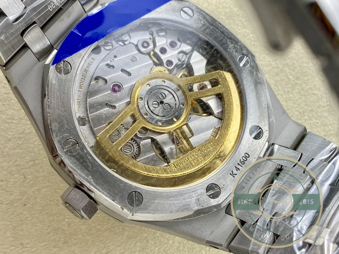 Superclone Audemars Piguet Royal Oak Black, 41 mm Ref. 15500ST.OO.1220ST.03 - Affordable Luxury Replica Timepiece
