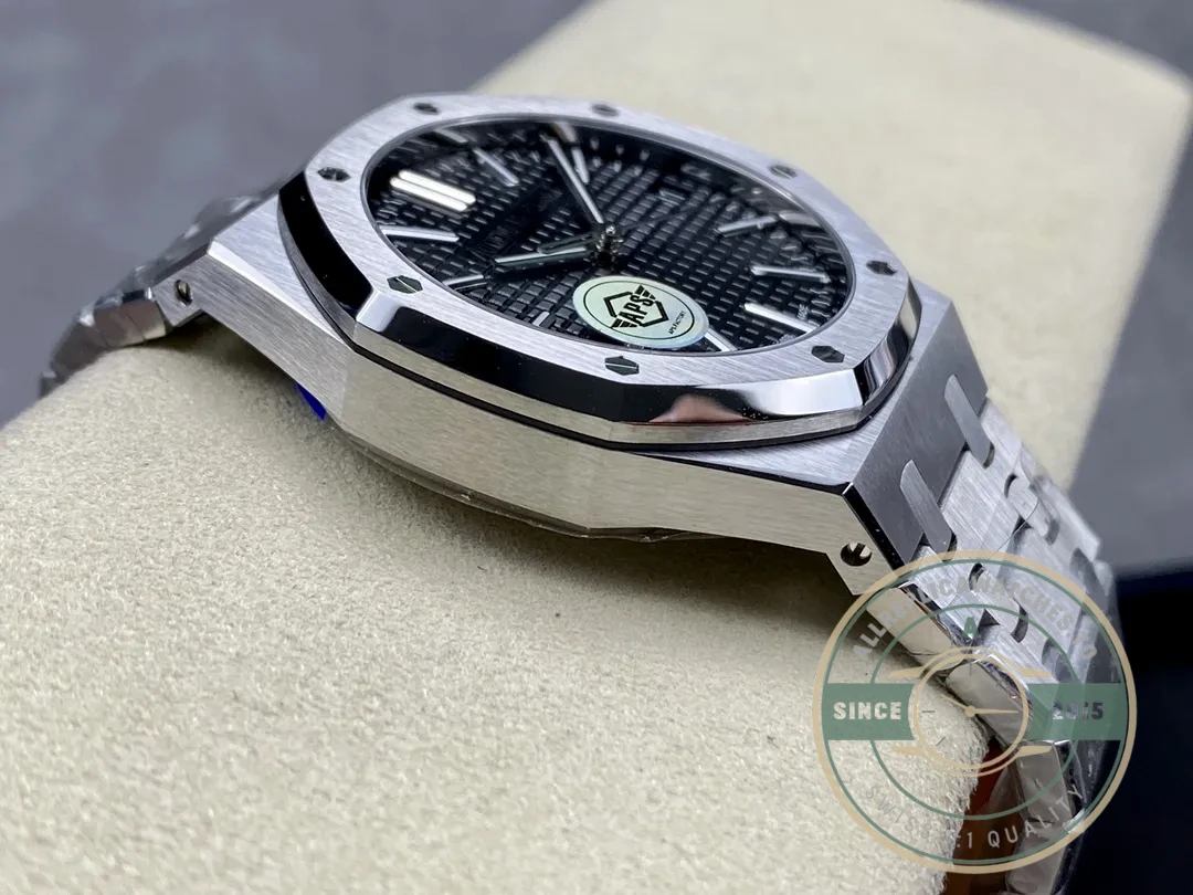Superclone Audemars Piguet Royal Oak Black, 41 mm Ref. 15500ST.OO.1220ST.03 - Luxury Replica Watch