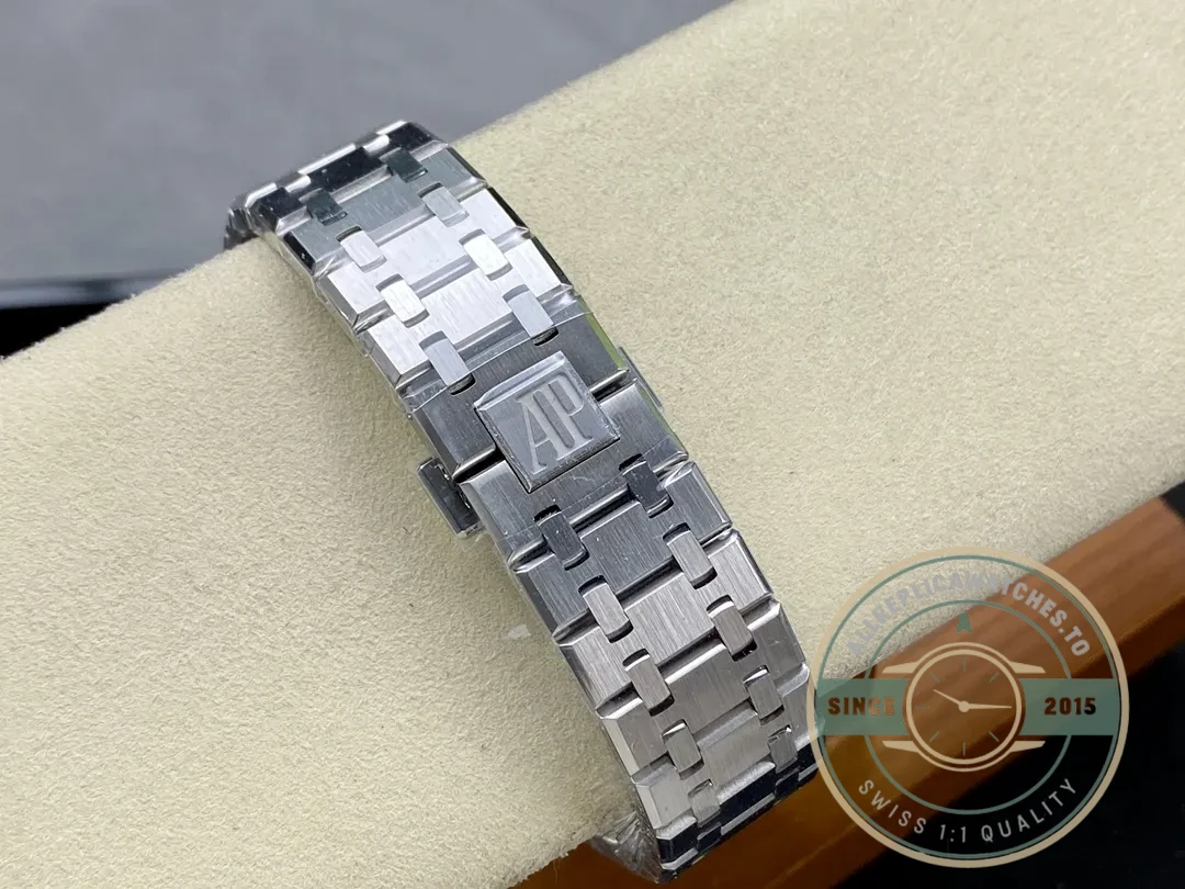 Superclone Audemars Piguet Royal Oak Black, 41 mm Ref. 15500ST.OO.1220ST.03 - Top-Tier Swiss Replica Watch