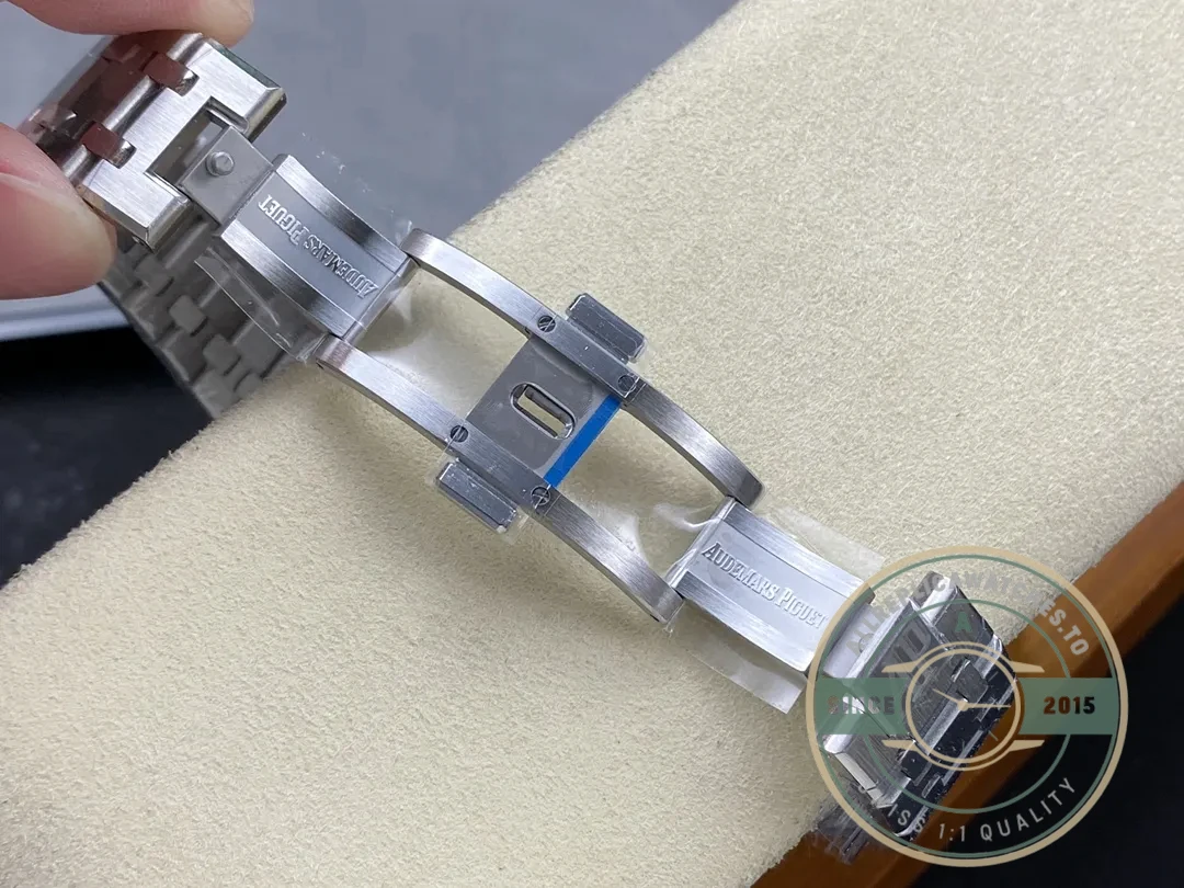 Superclone Audemars Piguet Royal Oak Black, 41 mm Ref. 15500ST.OO.1220ST.03 - Factory Super Clone Watch