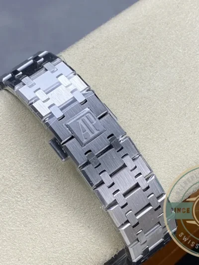 Replica Audemars Piguet Royal Oak Blue Dial 15510ST.OO.1320ST.06 41mm - Budget Luxury Replica Watch