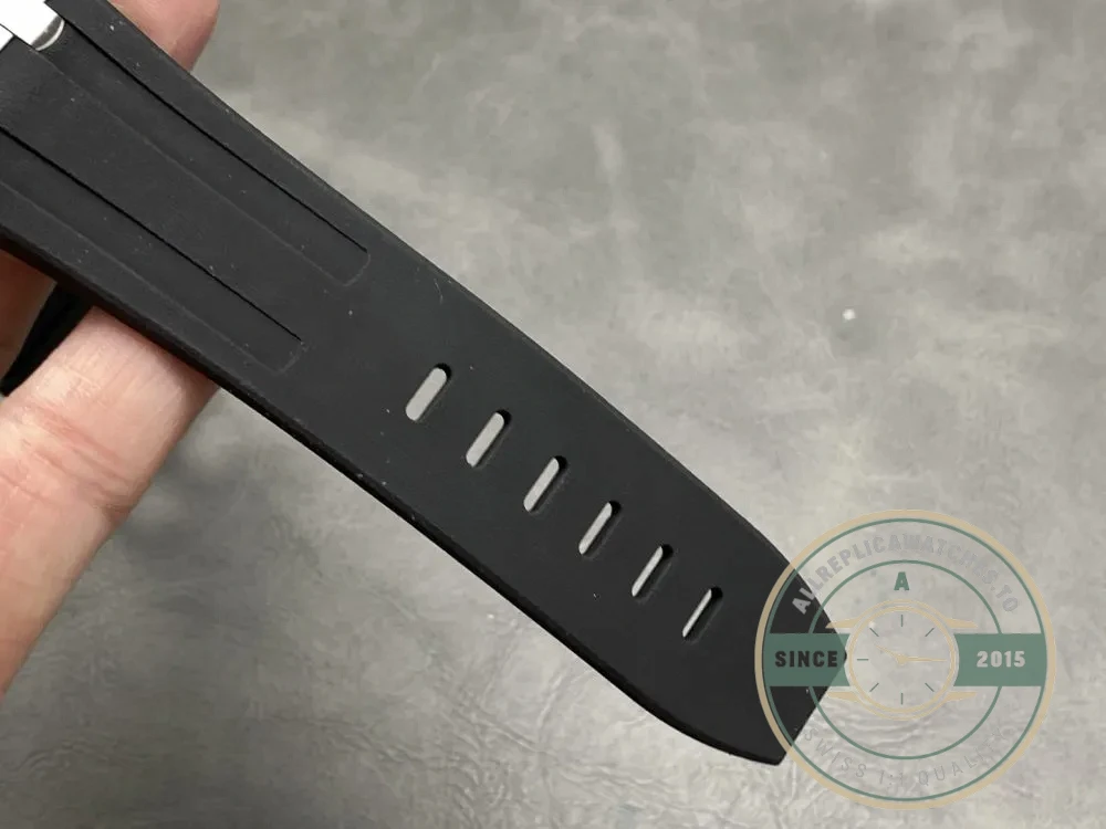 Replica Audemars Piguet Royal Oak Offshore 42mm 15707CE.00.A002CA.01 - Affordable Super Clone Watch
