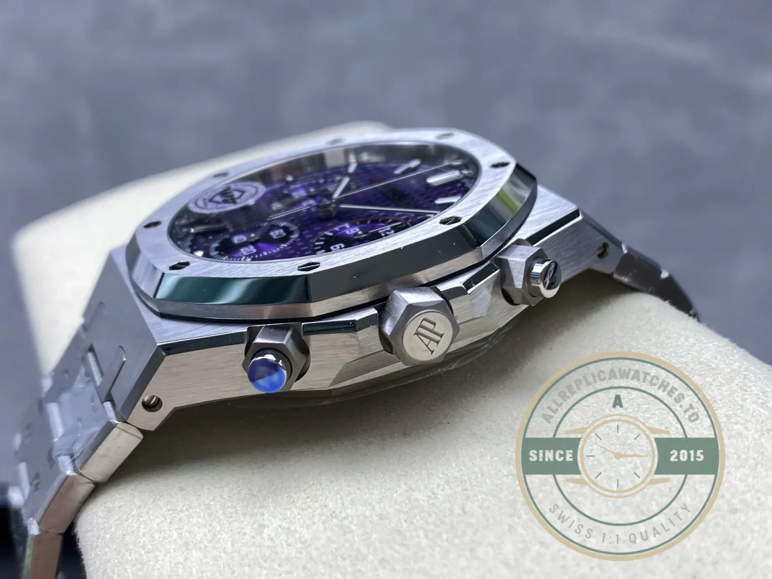 Replica Audemars Piguet Royal Oak 26240BC.OO.1320BC.01 - Swiss-Made Clone Watch