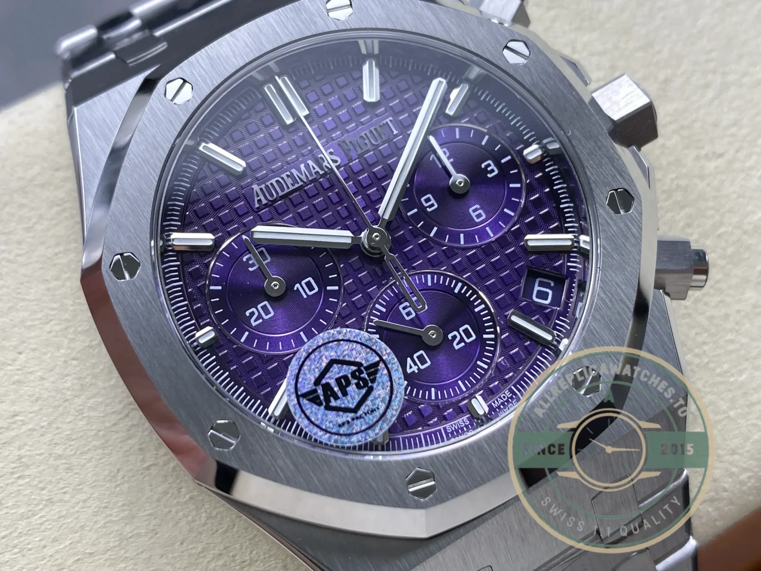 Replica Audemars Piguet Royal Oak 26240BC.OO.1320BC.01 - Swiss-Made Clone Watch