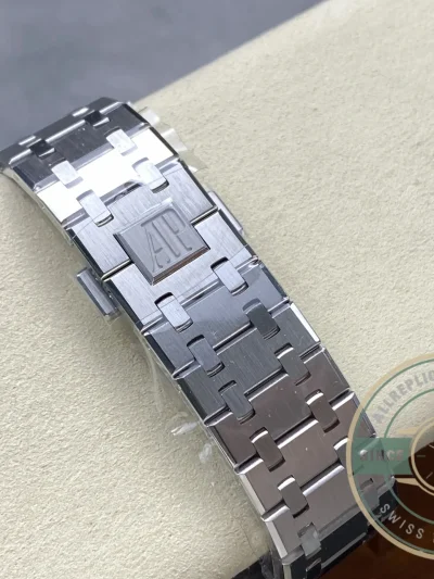 Replica Audemars Piguet Royal Oak 26240BC.OO.1320BC.01 - Luxury Replica Watch