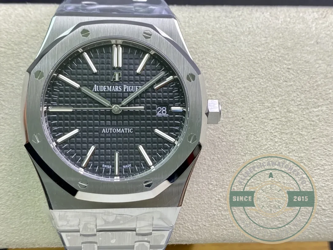 Replica Audemars Piguet Royal Oak Black Dial 15400ST.OO.1220ST.04 - Affordable Super Clone Watch