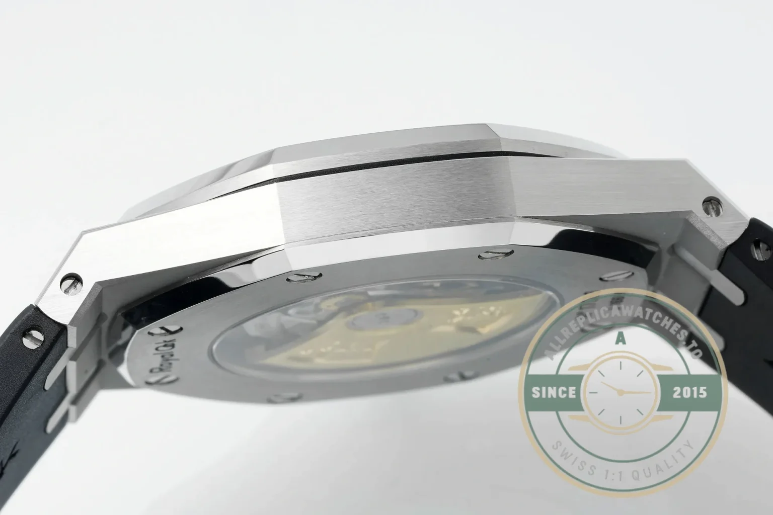 Replica Audemars Piguet Royal Oak Black, Rubber 15400ST.OO.1220ST.01 - Affordable Luxury Replica Timepiece