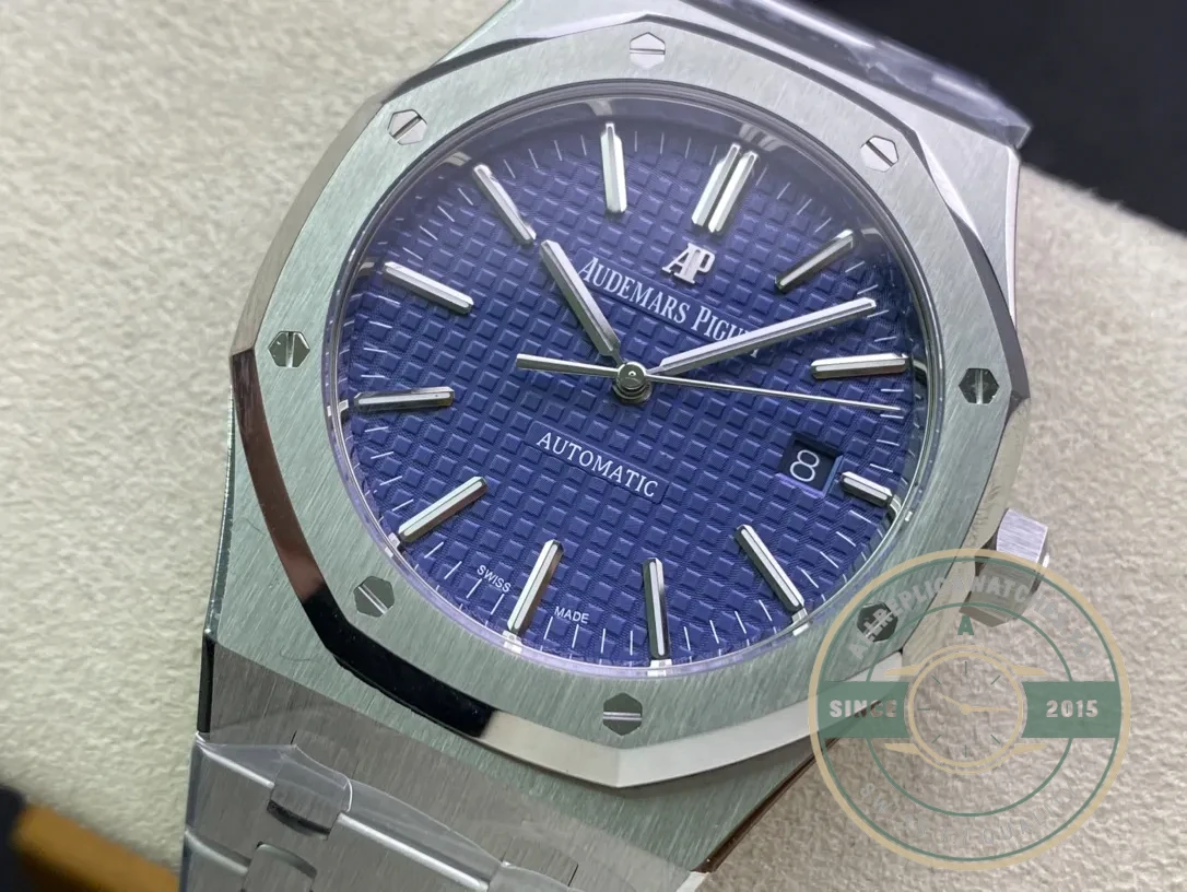 Replica Audemars Piguet Royal Oak Blue Dial 15400ST.OO.1220ST.03 - Best Quality Replica Watch