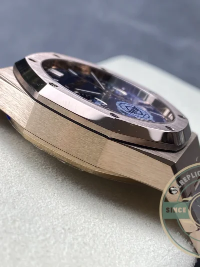 Replica Audemars Piguet Royal Oak Blue Dial 26240OR.OO.1320OR.05 - Swiss Movement Replica Watch