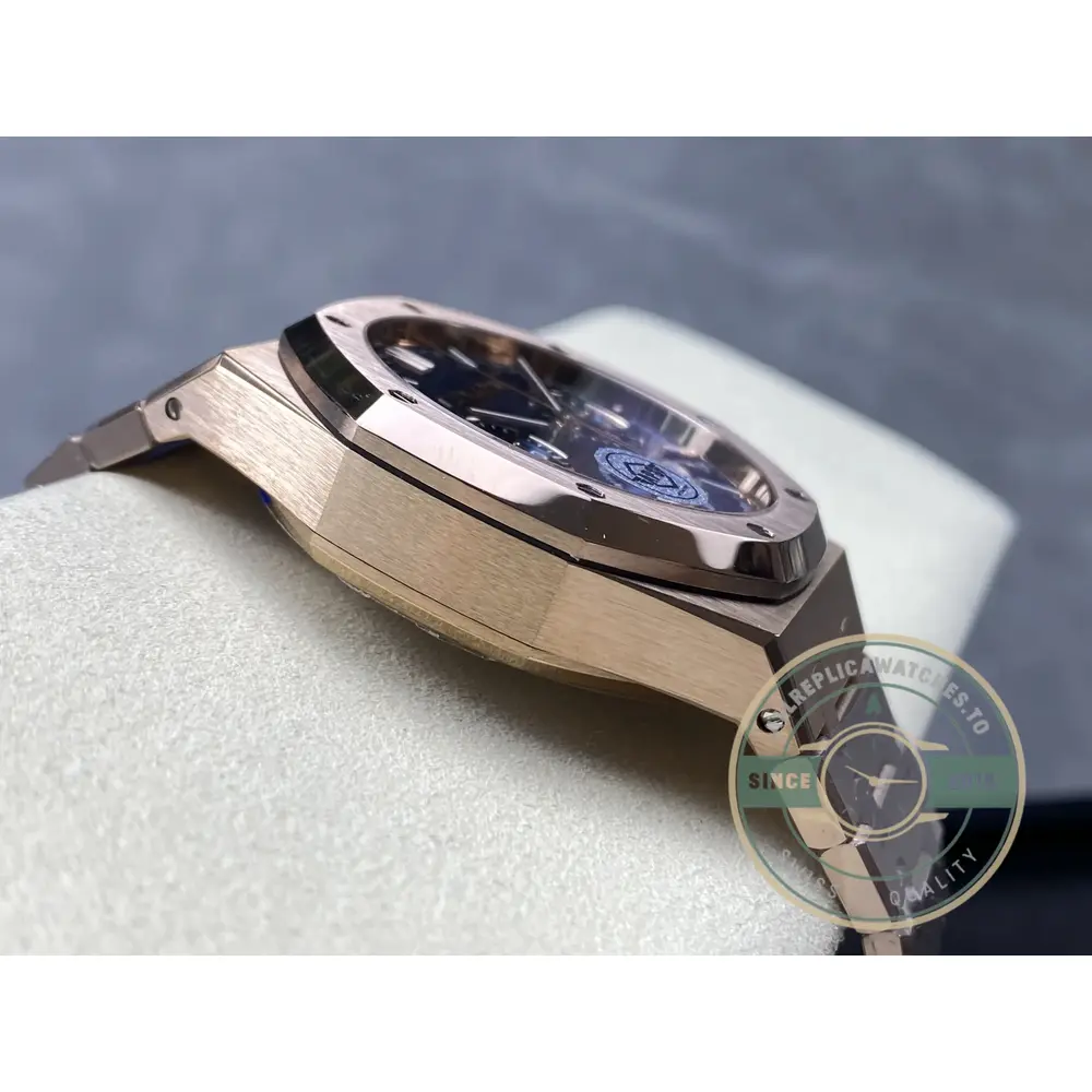 Replica Audemars Piguet Royal Oak Blue Dial 26240OR.OO.1320OR.05 - Swiss Movement Replica Watch