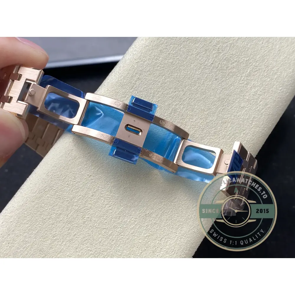 Replica Audemars Piguet Royal Oak Blue Dial 26240OR.OO.1320OR.05 - Affordable Luxury Replica Timepiece
