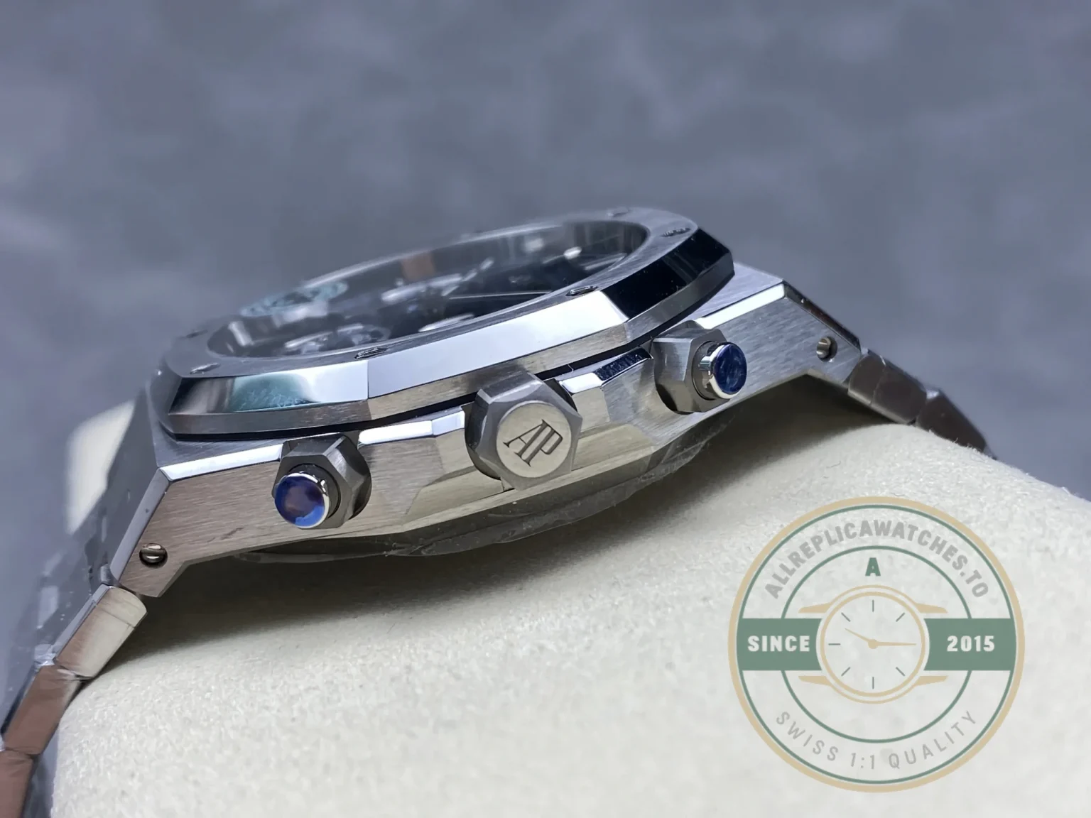 Replica Audemars Piguet Royal Oak Blue Dial 26240ST.OO.1320ST.05 - Factory Super Clone Watch
