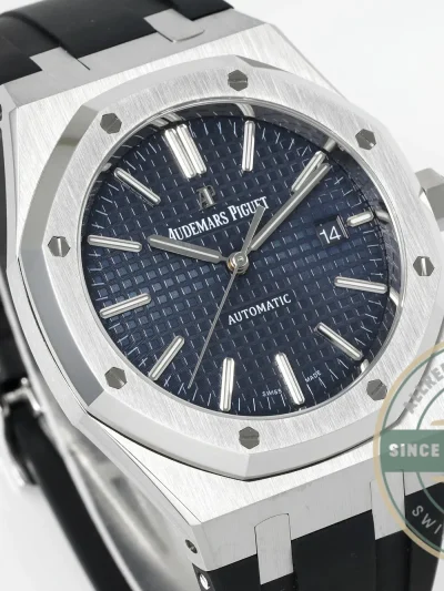 Replica Audemars Piguet Royal Oak Blue, Rubber 15400ST.OO.1220ST.03 - Affordable Luxury Replica Timepiece