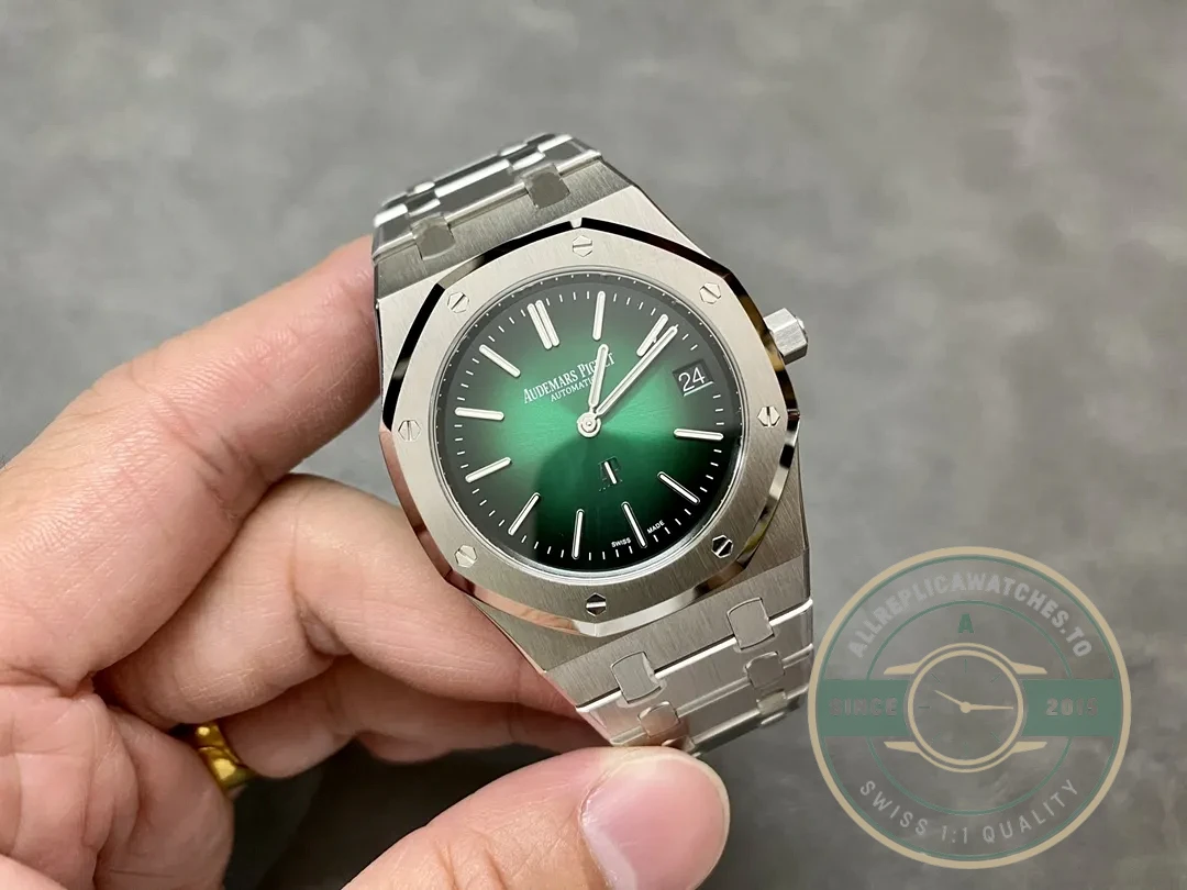 Superclone Audemars Piguet Royal Oak Smoked green, 39 mm Ref. 15202PT.OO.1240PT.01 - Swiss-Made Clone Watch
