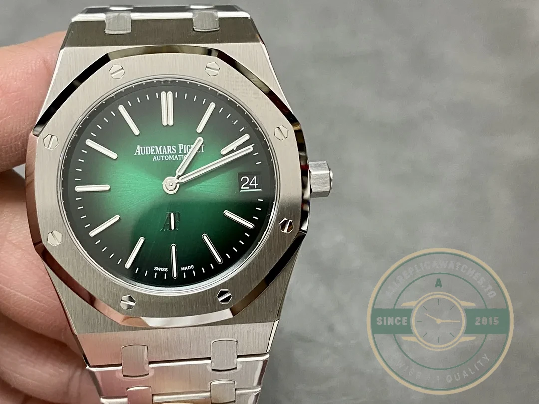 Superclone Audemars Piguet Royal Oak Smoked green, 39 mm Ref. 15202PT.OO.1240PT.01 - Best Quality Replica Watch