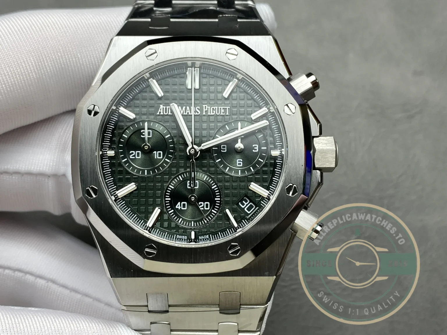 Replica Audemars Piguet Royal Oak Green Dial 26240ST.OO.1320ST.08 - Affordable Super Clone Watch