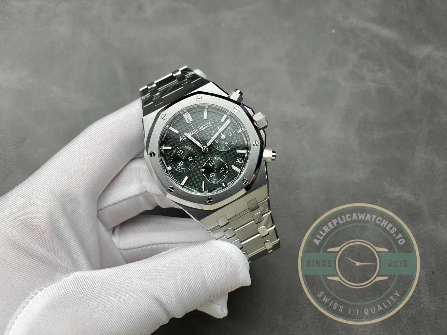Replica Audemars Piguet Royal Oak Green Dial 26240ST.OO.1320ST.08 - Affordable Luxury Replica Timepiece