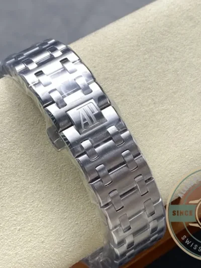 Replica Audemars Piguet Royal Oak Offshore Black sub Dial 44mm 26470ST.OO.A101CR - Factory Super Clone Watch